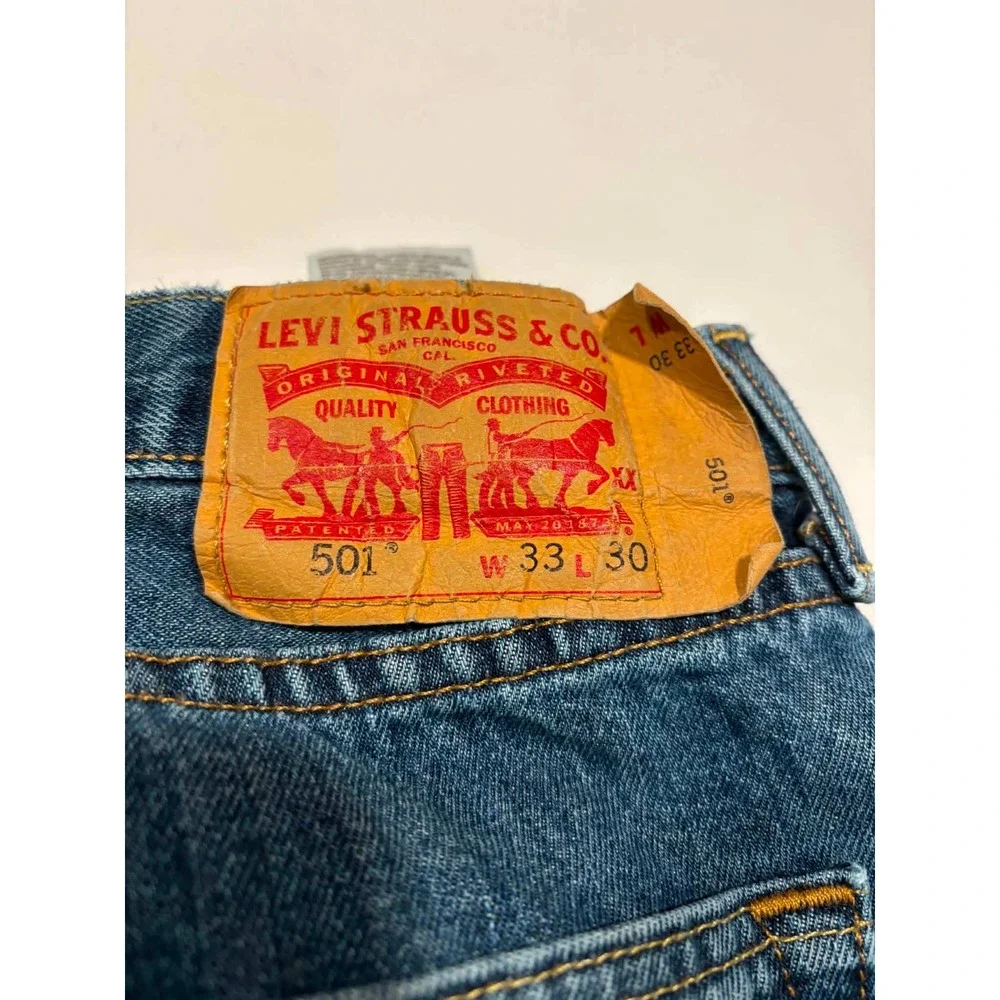 Levis 501 Original Fit Mens Jeans 33x30 Blue Denim Button Fly Straight Leg